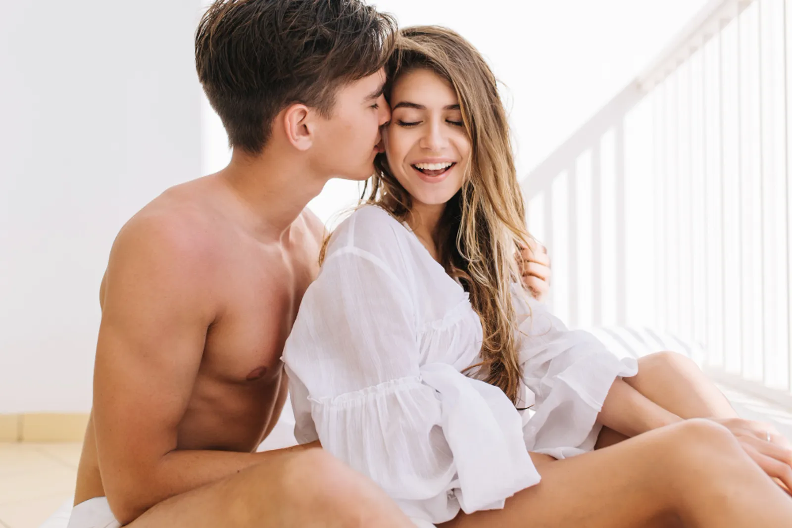 Ini 11 Makna Warna Favorit terhadap Gaya Keintimanmu dengan Pasangan