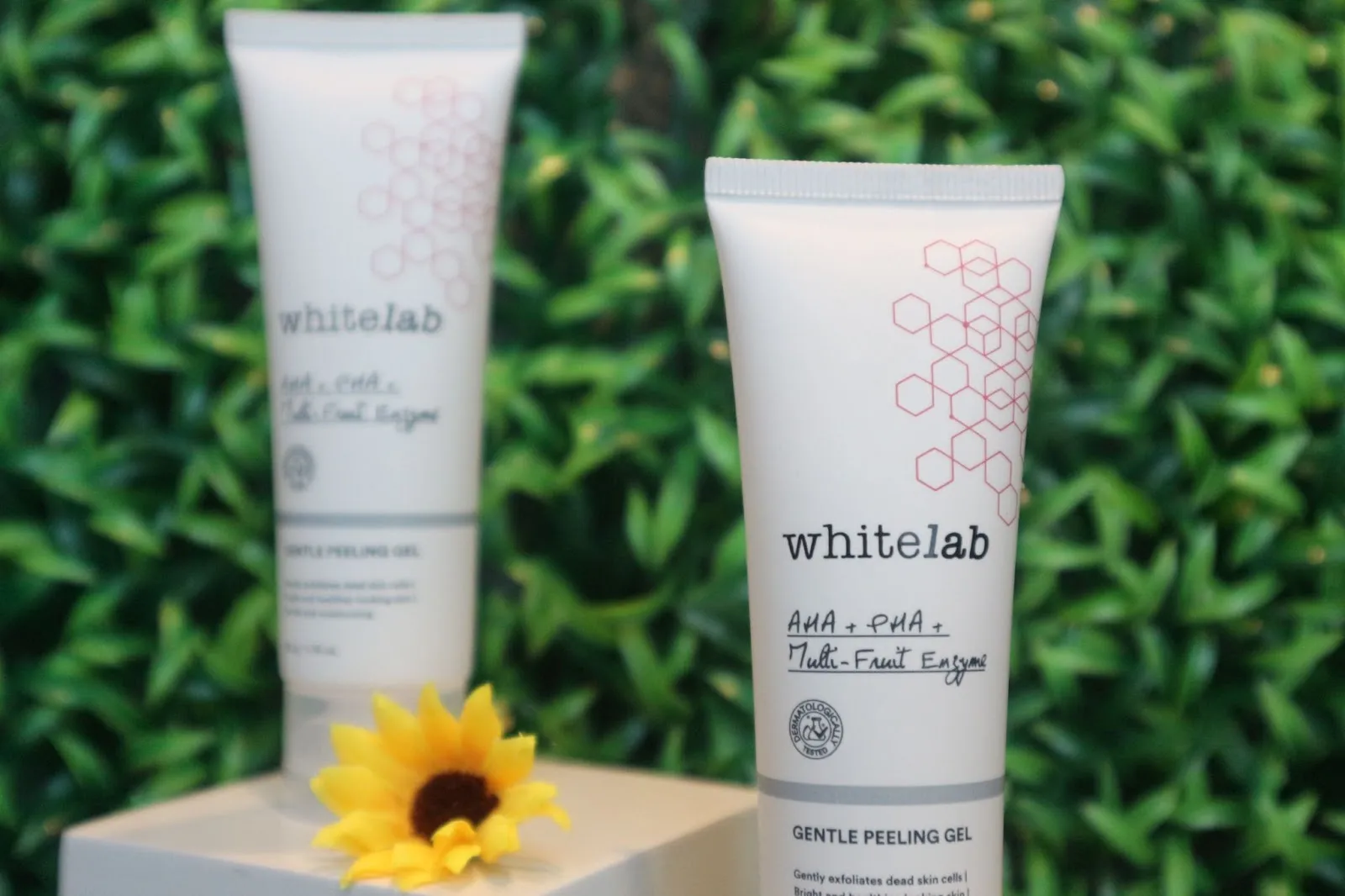 Review Whitelab Gentle Peeling Gel: Kulit Wajah Halus dalam 30 Detik