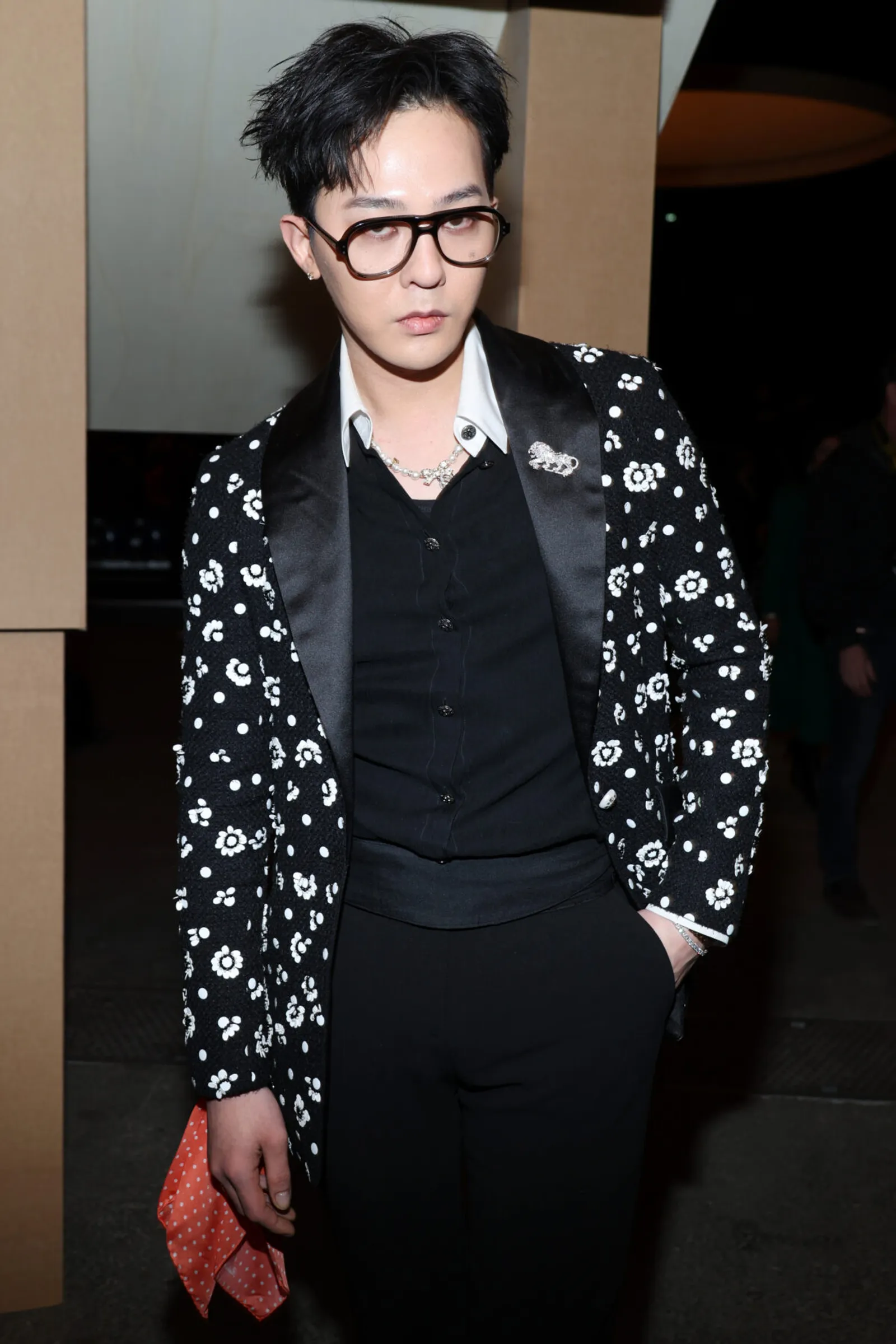 Gaya G-Dragon dan Kim Go Eun Saat Hadiri Chanel Haute Couture 2023