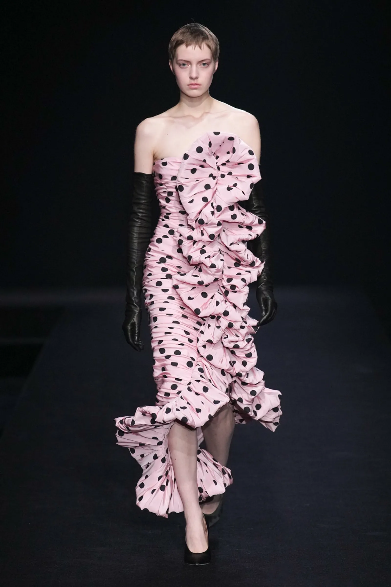 7 Hal Menarik di Valentino Haute Couture Spring/Summer 2023