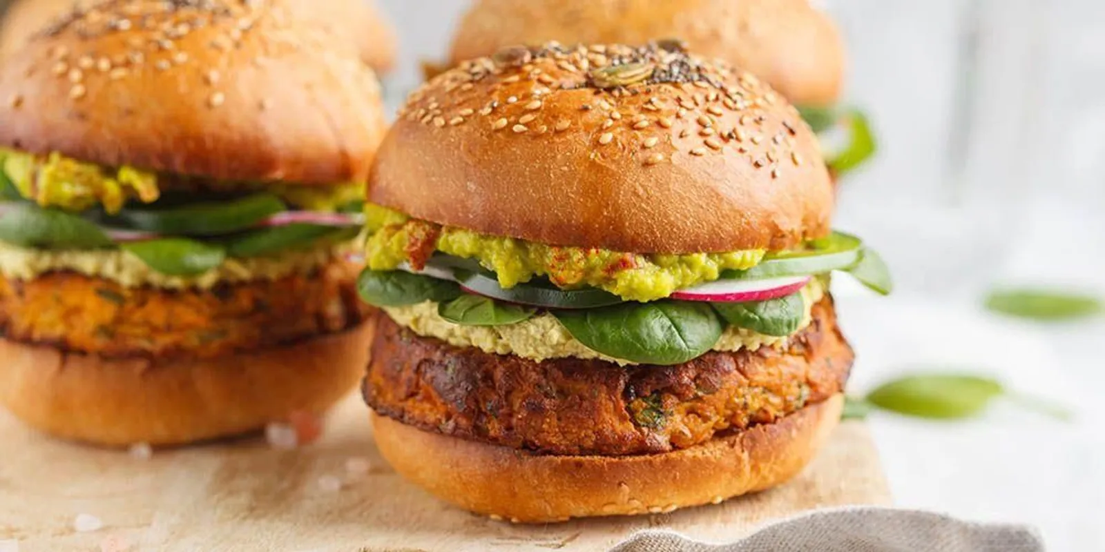Resep Burger Ayam Homemade, Hidangan Rendah Kalori yang Kaya Gizi