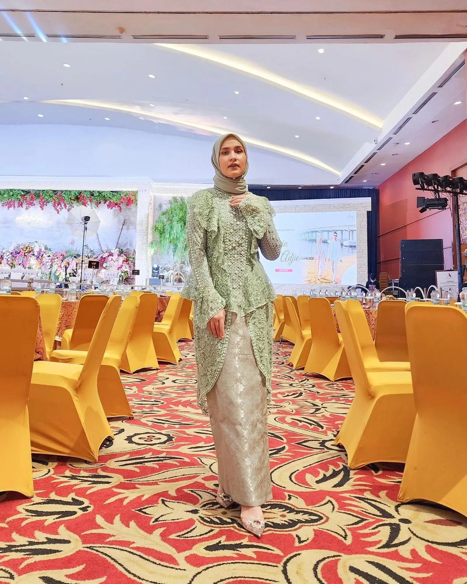 20 Inspirasi Baju Bridesmaid Hijab Instagram yang Elegan