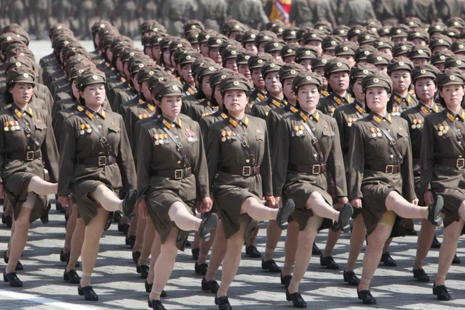 5 Aturan Aneh Bagi Perempuan di Korea Utara, Kok Betah, Ya?