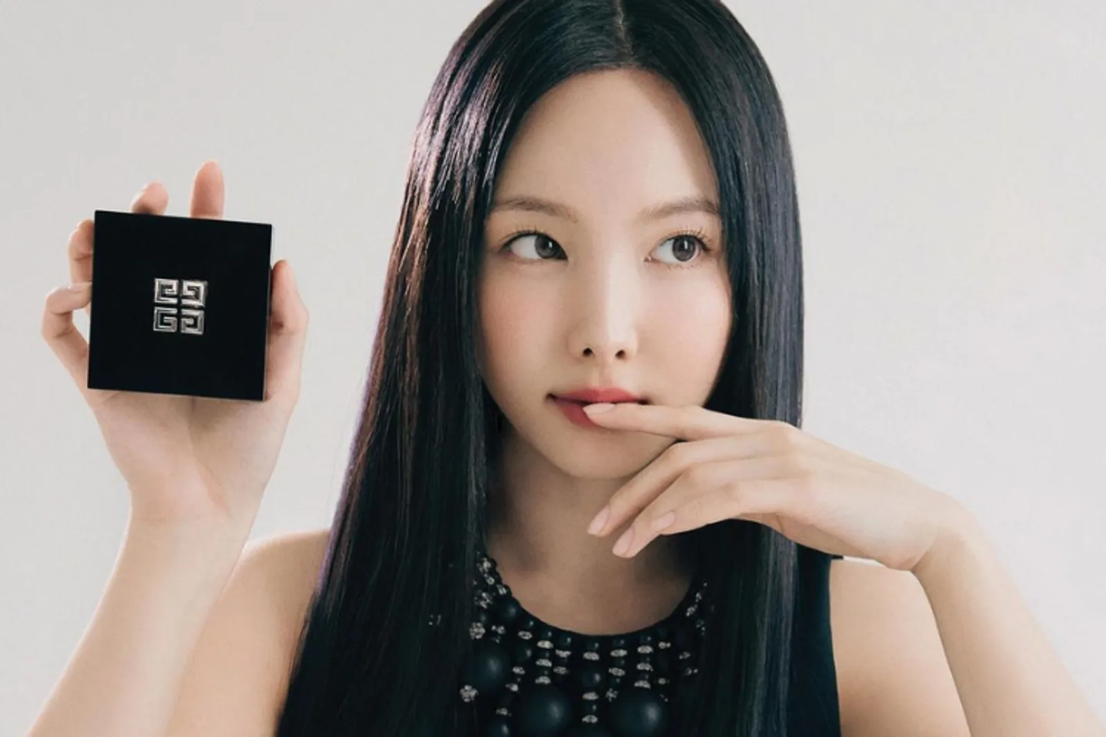 Nayeon dan Deretan Idol Korea yang Jadi Ambassador Brand Ternama