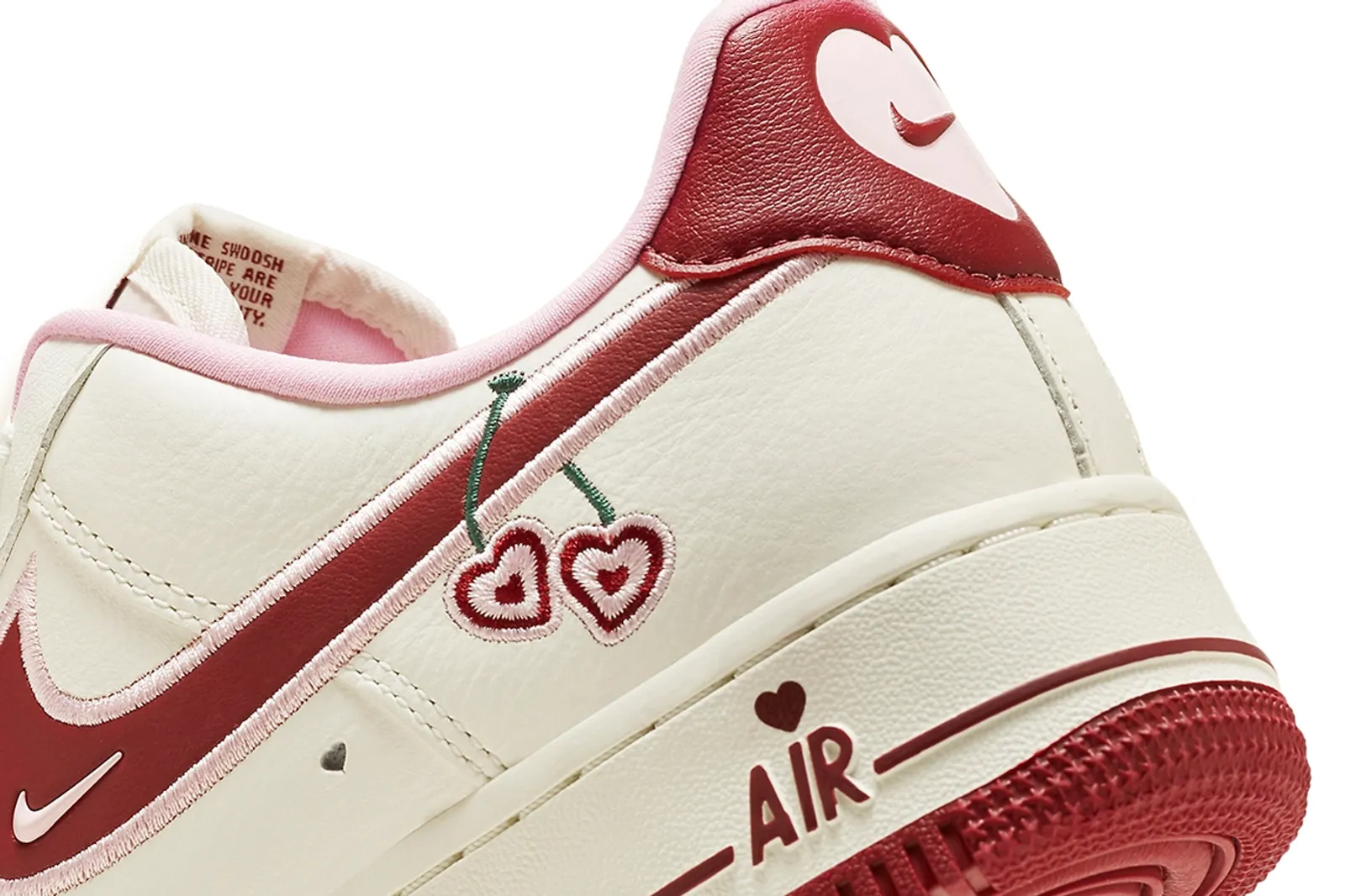 Nike Rilis Air Force 1 Low Berhias Ceri, Spesial Hari Valentine