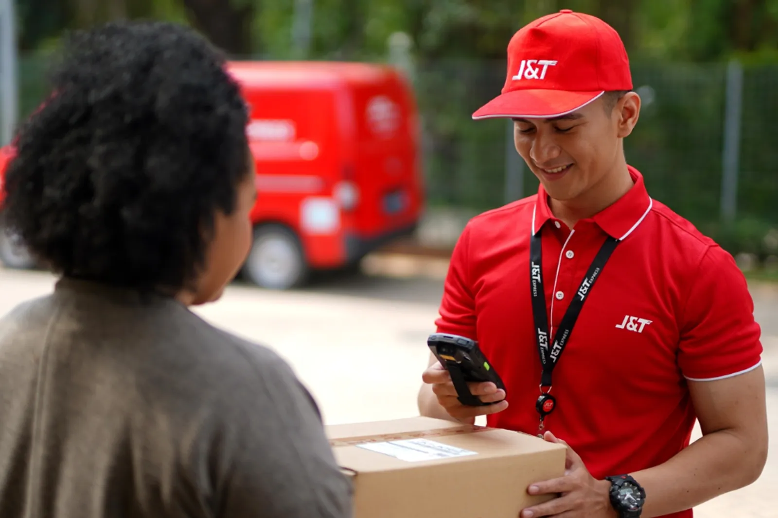 4 Cara Lacak Paket J&T Express Indonesia, Mudah dan Cepat