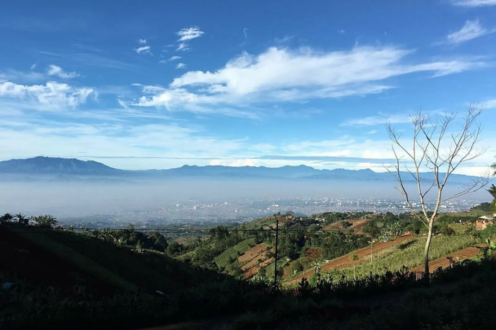 Pemandangan Bukit Moko Bandung yang Indah, Wajib Dikunjungi!