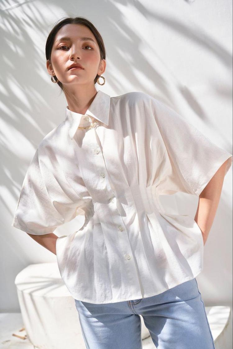 10 Model Baju Atasan Wanita Full Button Terbaru 2024, Keren!