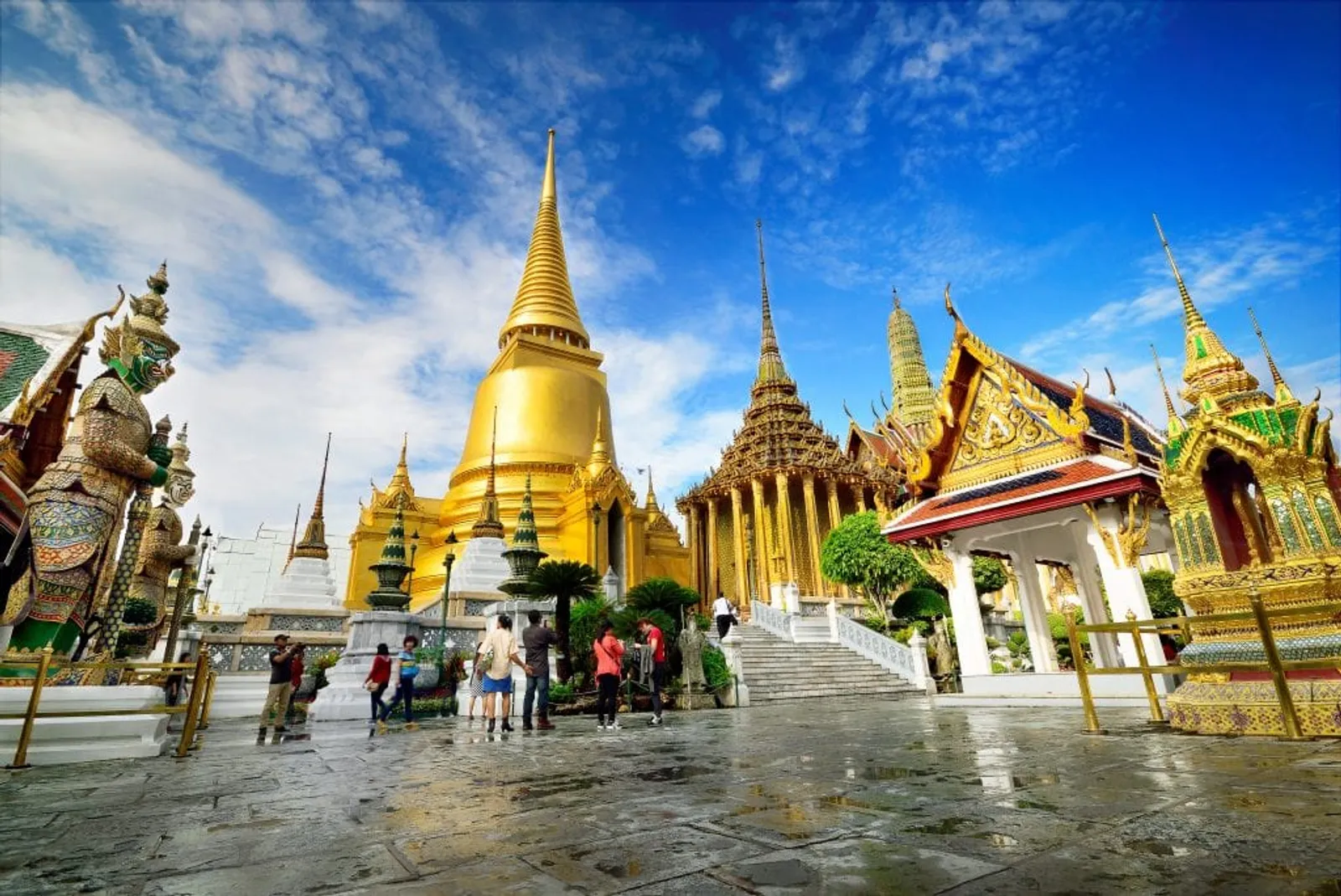 Cegah Overtourism, Thailand Tetapkan Pajak Turis Asing per 1 Juni 2023