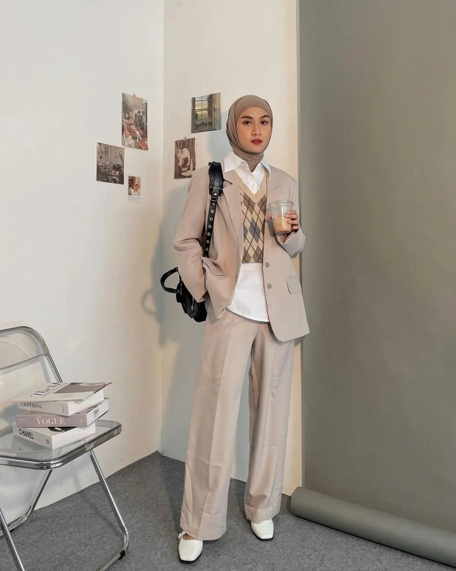 Tips Padu-padan Preppy Look untuk Hijabers