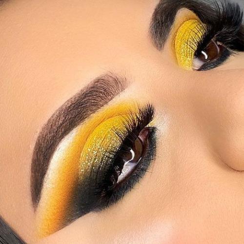 Paduan Warna Eyeshadow yang Riasan Mata yang Sempurna
