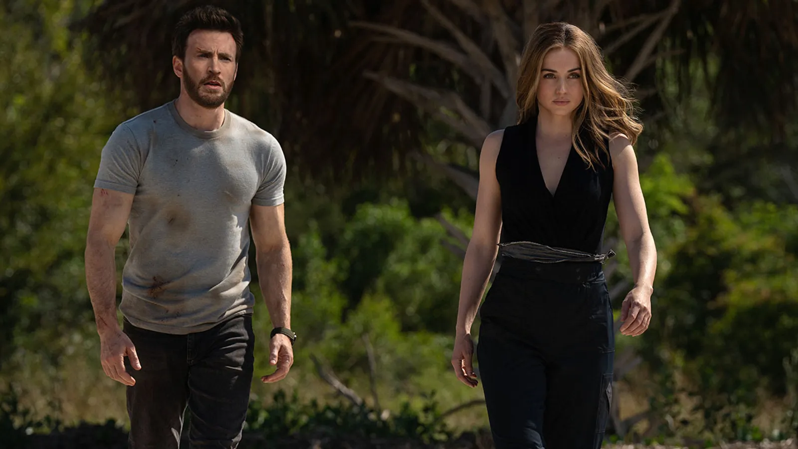 Sinopsis 'Ghosted': Ketika Chris Evans Dighosting Ana de Armas