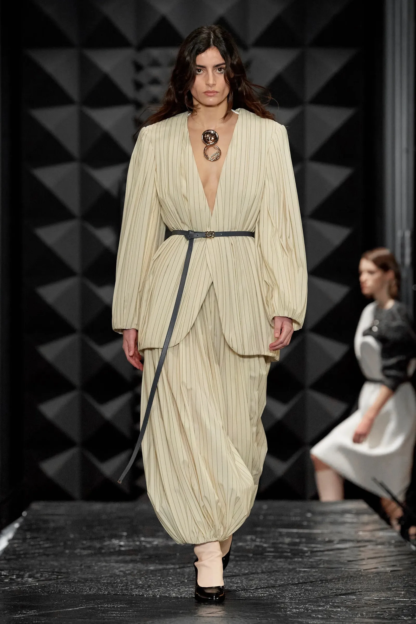 7 Hal Menarik di Fashion Show Louis Vuitton Fall/Winter 2023