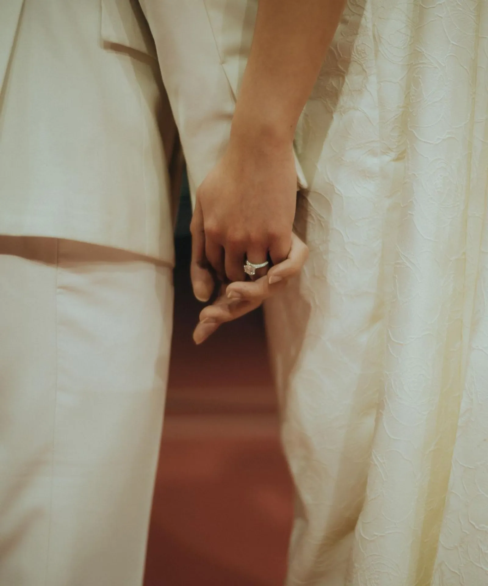 Akan Menikah, Valencia Tanoe & Kevin Sanjaya Bagikan Pre-Wedding Mewah
