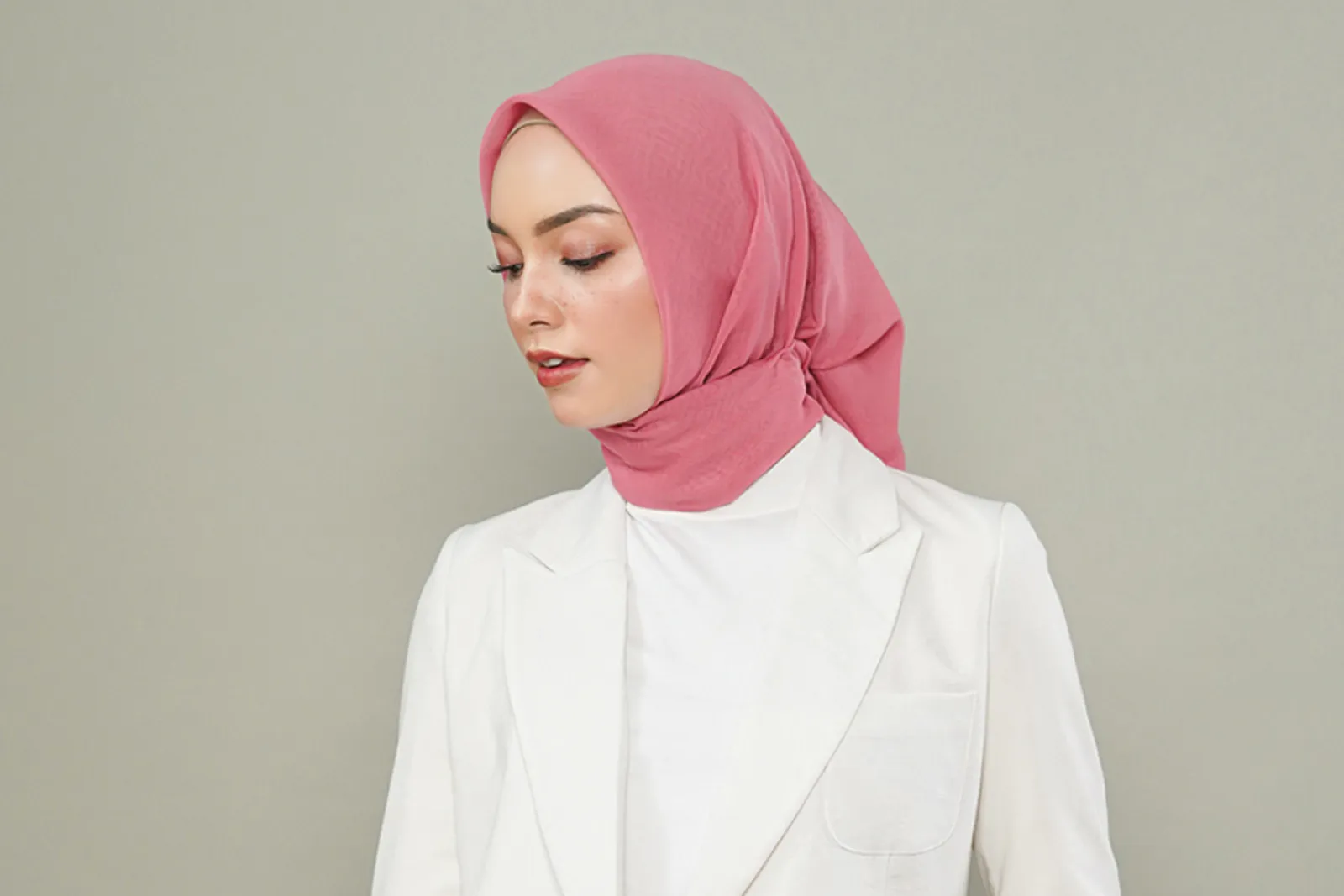 Kenali Hijab Paris Premium yang Asli dan Kelebihannya, Nyaman!