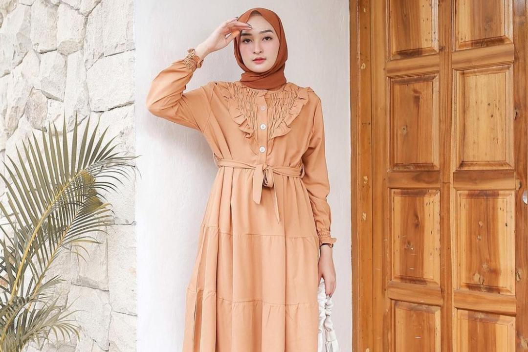 7 Model Tunik Kekinian untuk Perempuan, Sopan tapi Stylish!