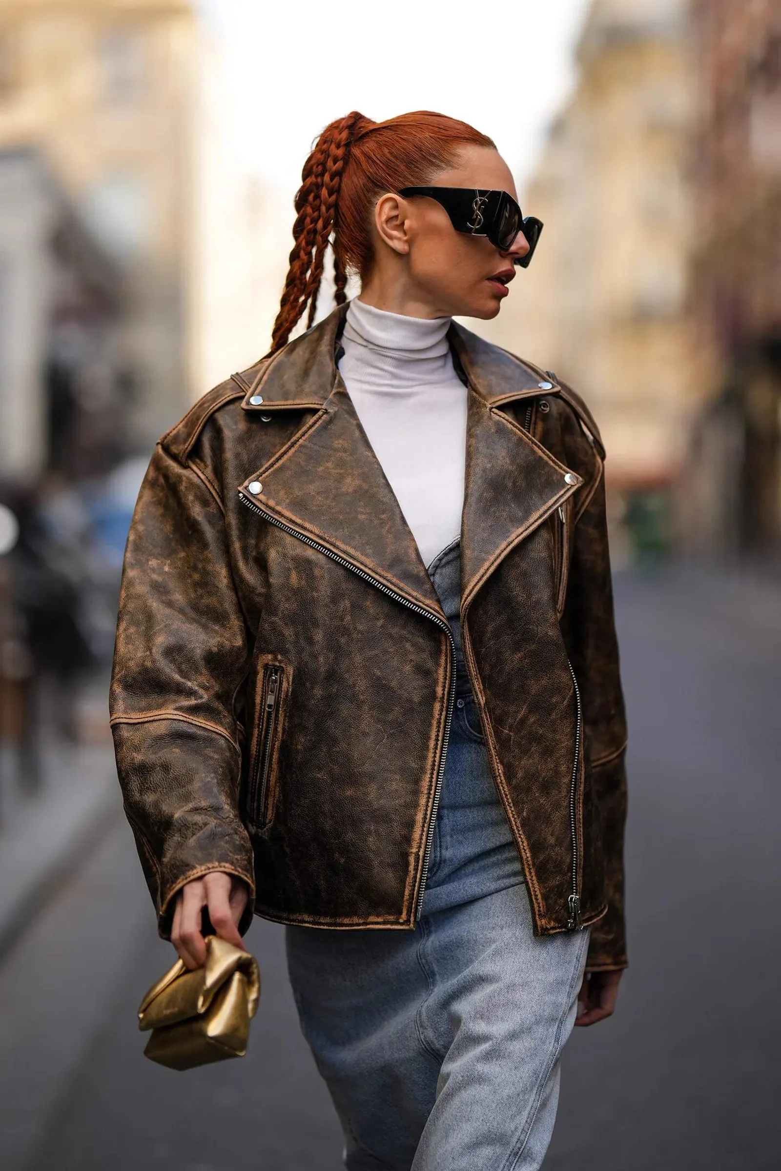 5 Gaya Street Style Terbaik di Paris Fashion Week