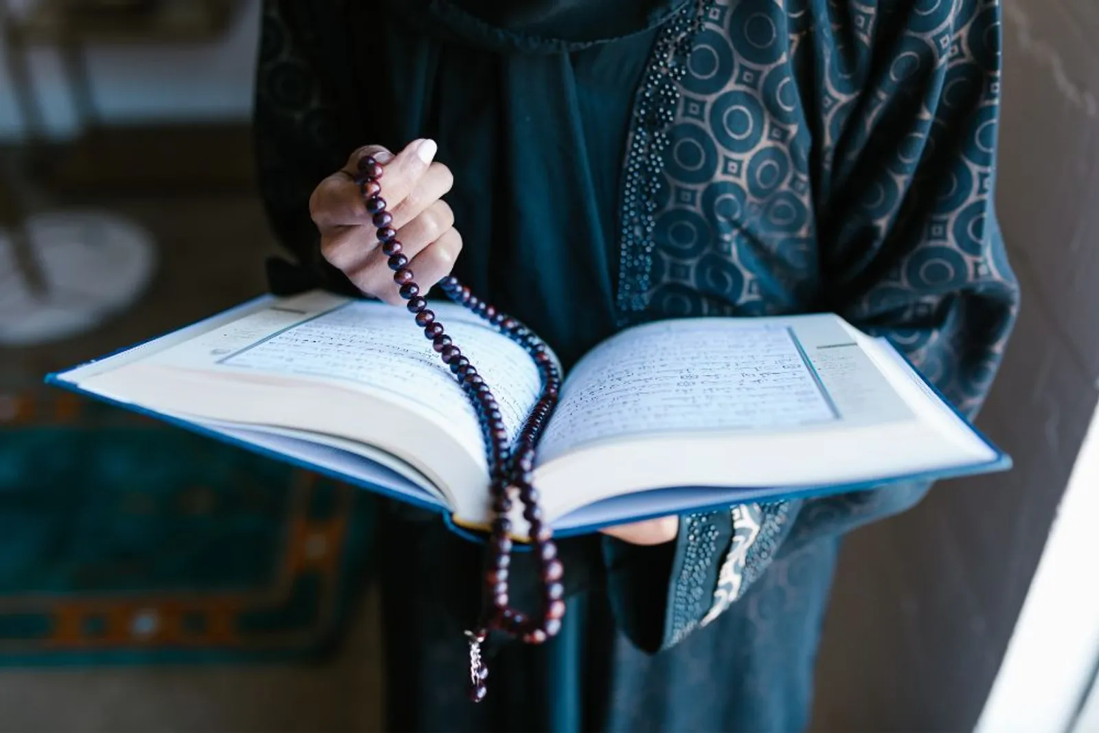 Bacaan dan Manfaat Doa Syukur Nikmat yang Mudah Dihafal
