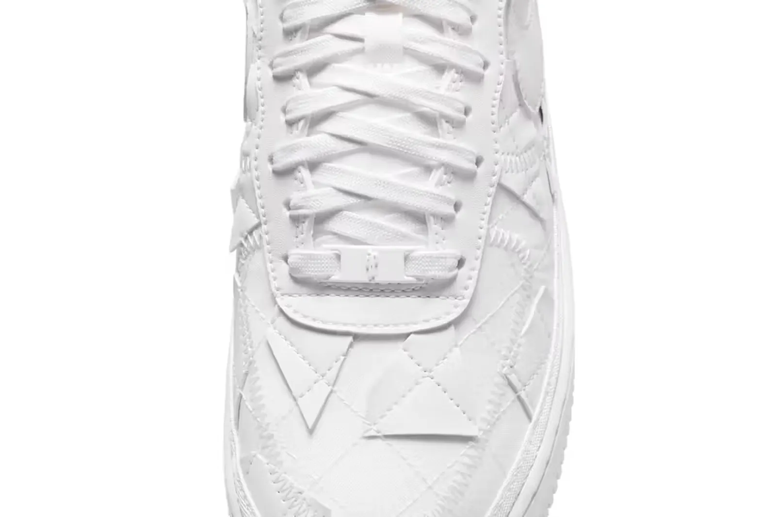 Detail Gemas pada Sneaker Billie Eilish x Nike Air Force 1 Terbaru