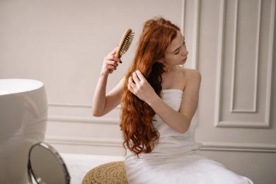 5 Kesalahan dalam Menyisir Rambut Perlu Kamu Hindari 