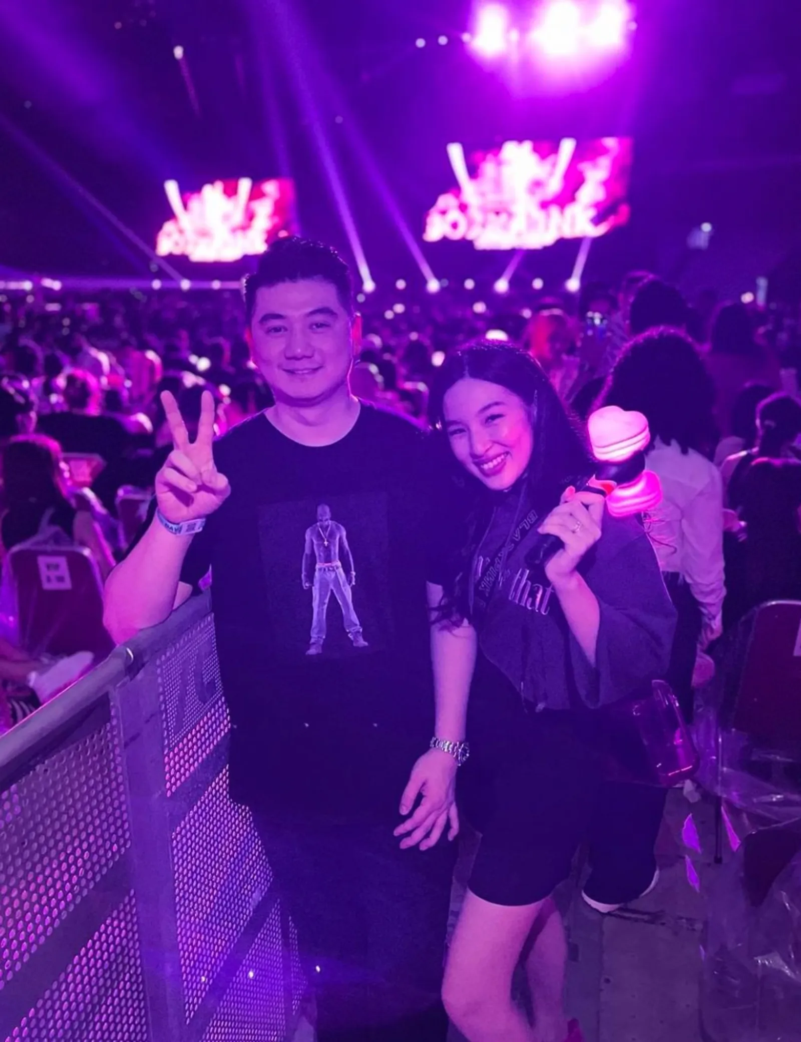 9 Seleb Tanah Air yang Nonton Konser BLACKPINK Bersama Pasangan