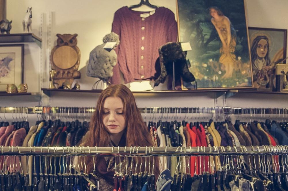 7 Fakta Bisnis Thrifting yang Dinilai Ilegal oleh Presiden Jokowi