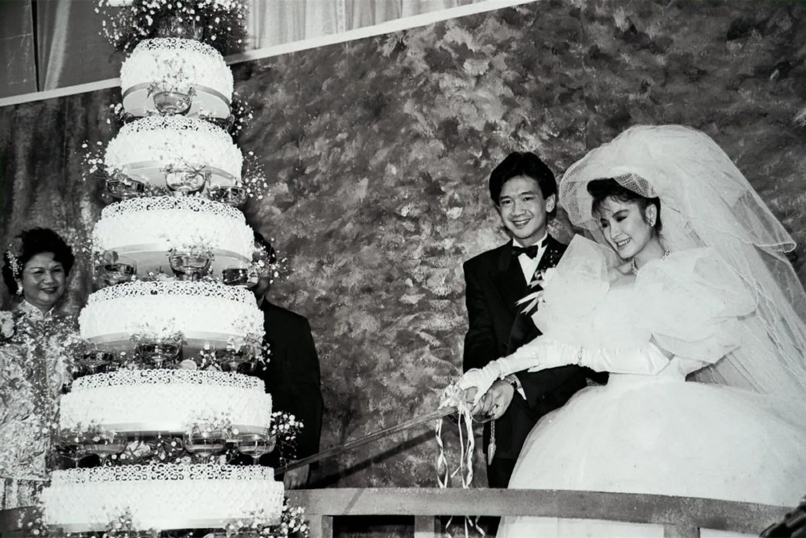 Kisah Cinta Peraih Oscar Michelle Yeoh, 18 Tahun Tunangan Tanpa Nikah