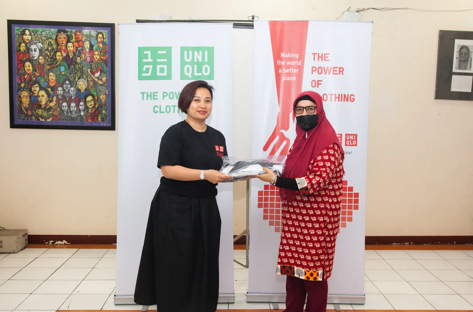 UNIQLO Donasikan 1500 Innerwear di Bulan Perempuan Internasional