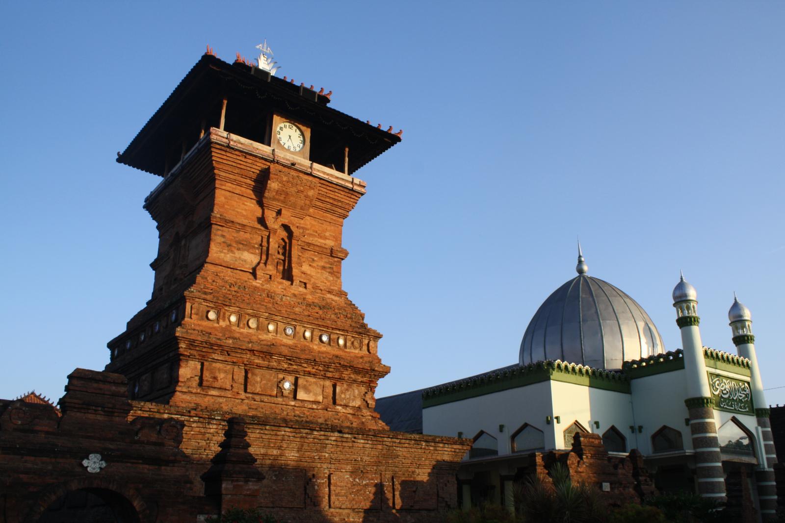 9 Masjid Tertua di Indonesia, Bisa Belajar Sejarah Sekaligus Beribadah