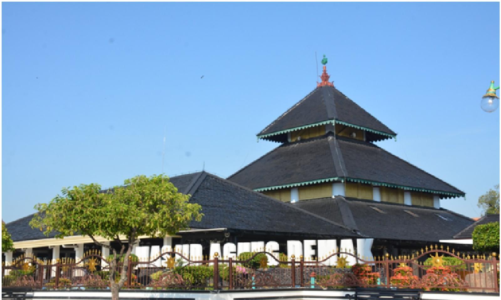 9 Masjid Tertua di Indonesia, Bisa Belajar Sejarah Sekaligus Beribadah