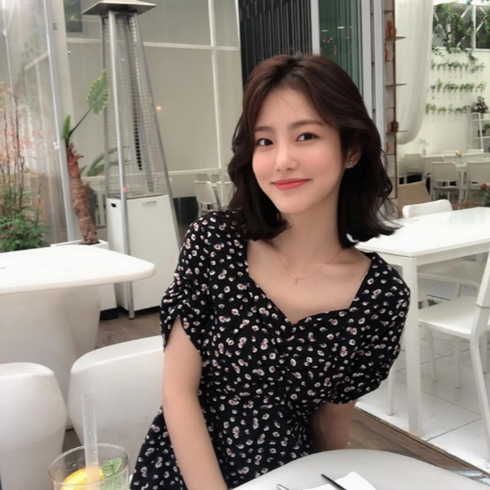 Potret Shin Ye Eun dan Pesonanya yang Menarik