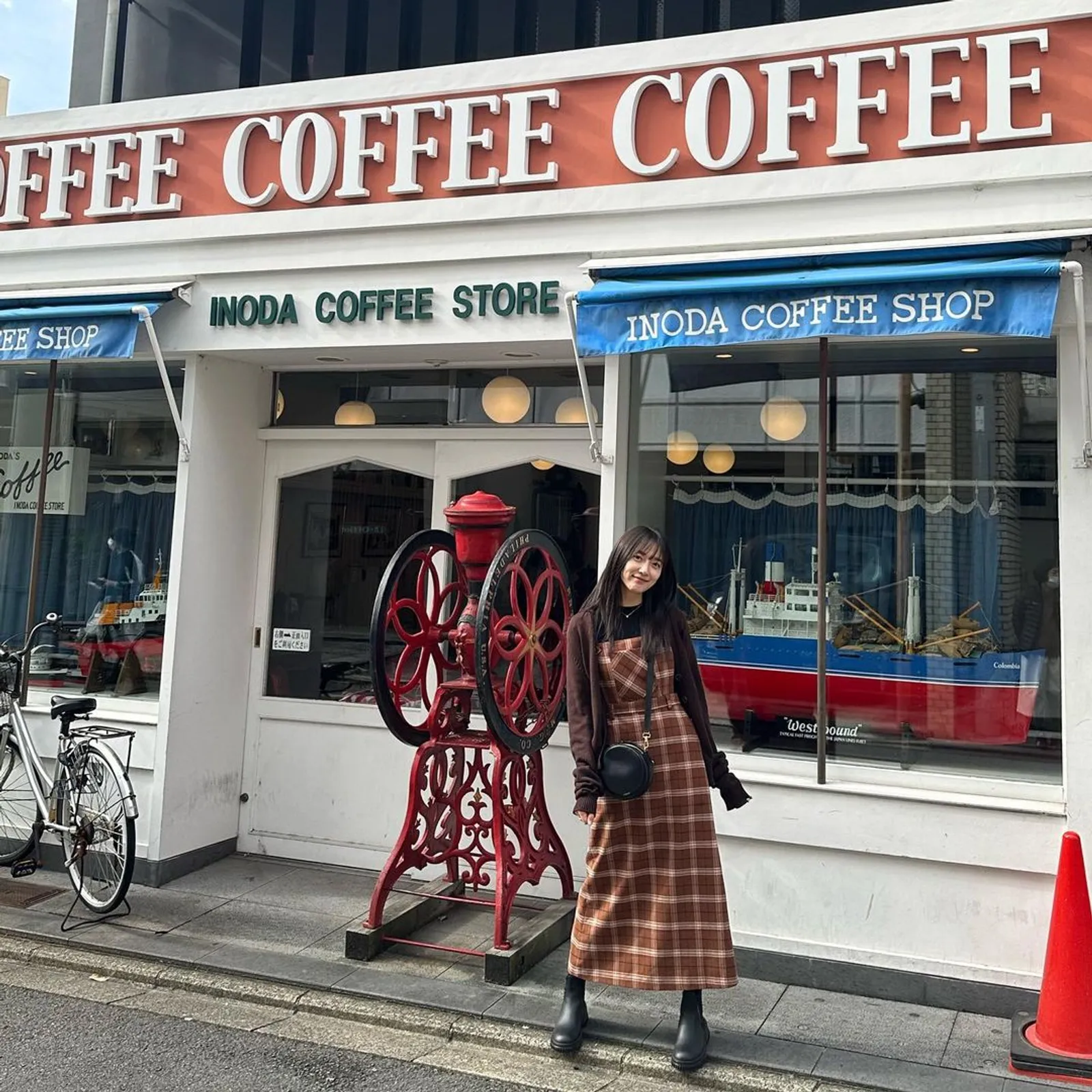 OOTD Kasual a La Pyo Ye-jin, Pemeran Utama Cewek di Taxi Driver 2