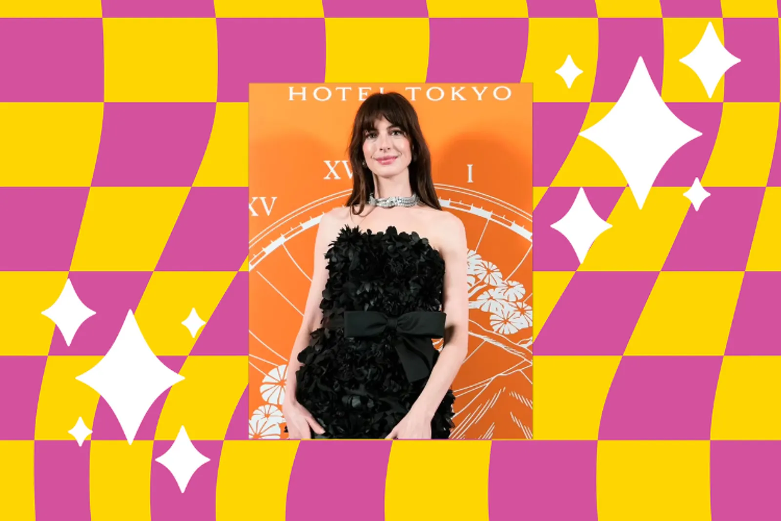 Penampilan Stunning Anne Hathaway di Pembukaan Bulgari Hotel Tokyo