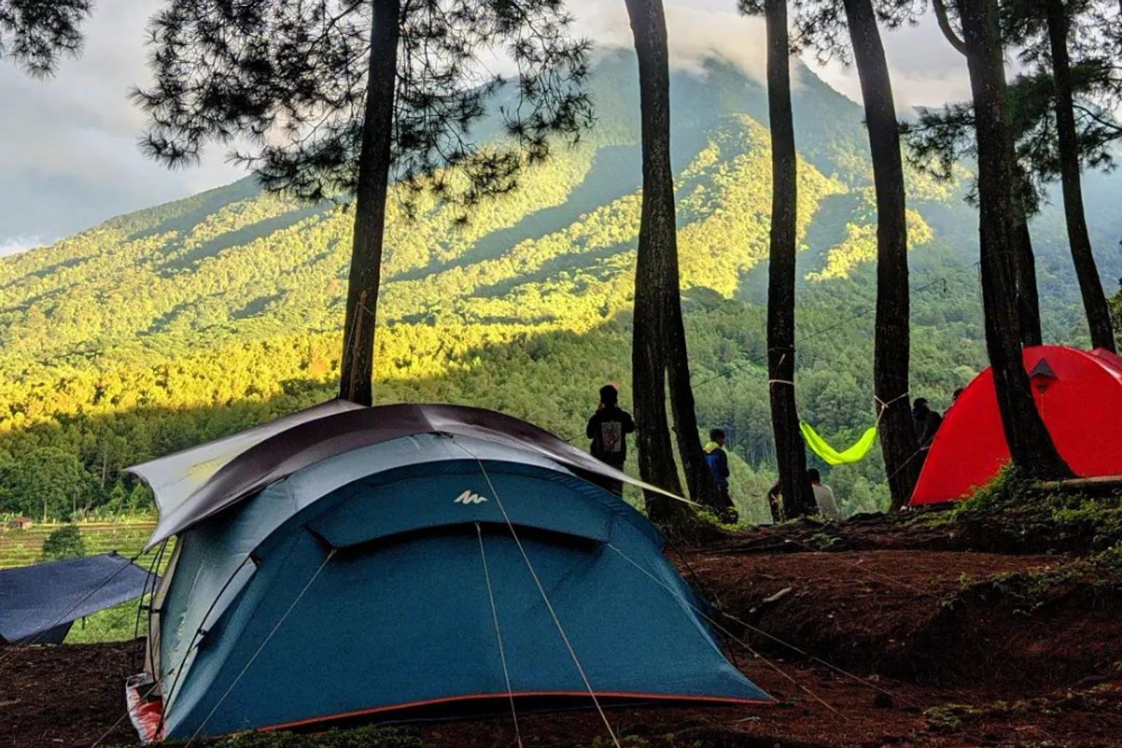 10 Tempat Camping di Bogor yang Seru dan Nyaman