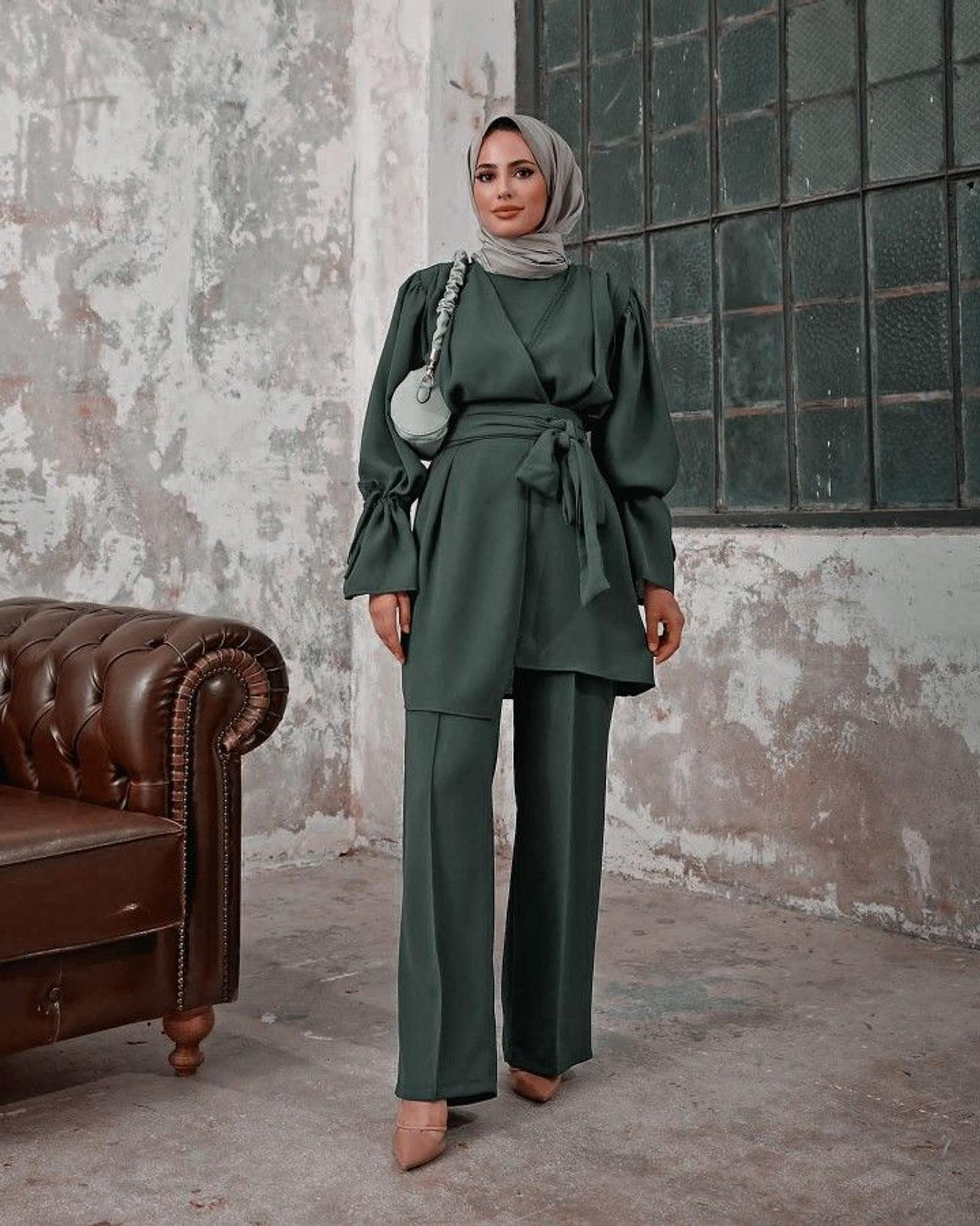 9 Model Baju Setelan Celana Kulot Terbaru, Stylish dan Nyaman