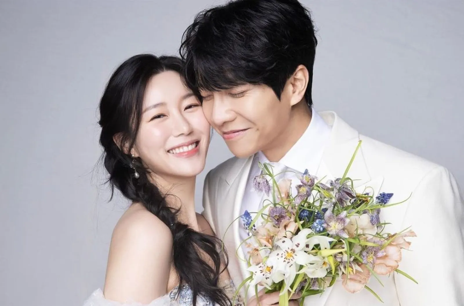 10 Potret Bahagia Pernikahan Lee Seung Gi dan Lee Da In, Romantis!