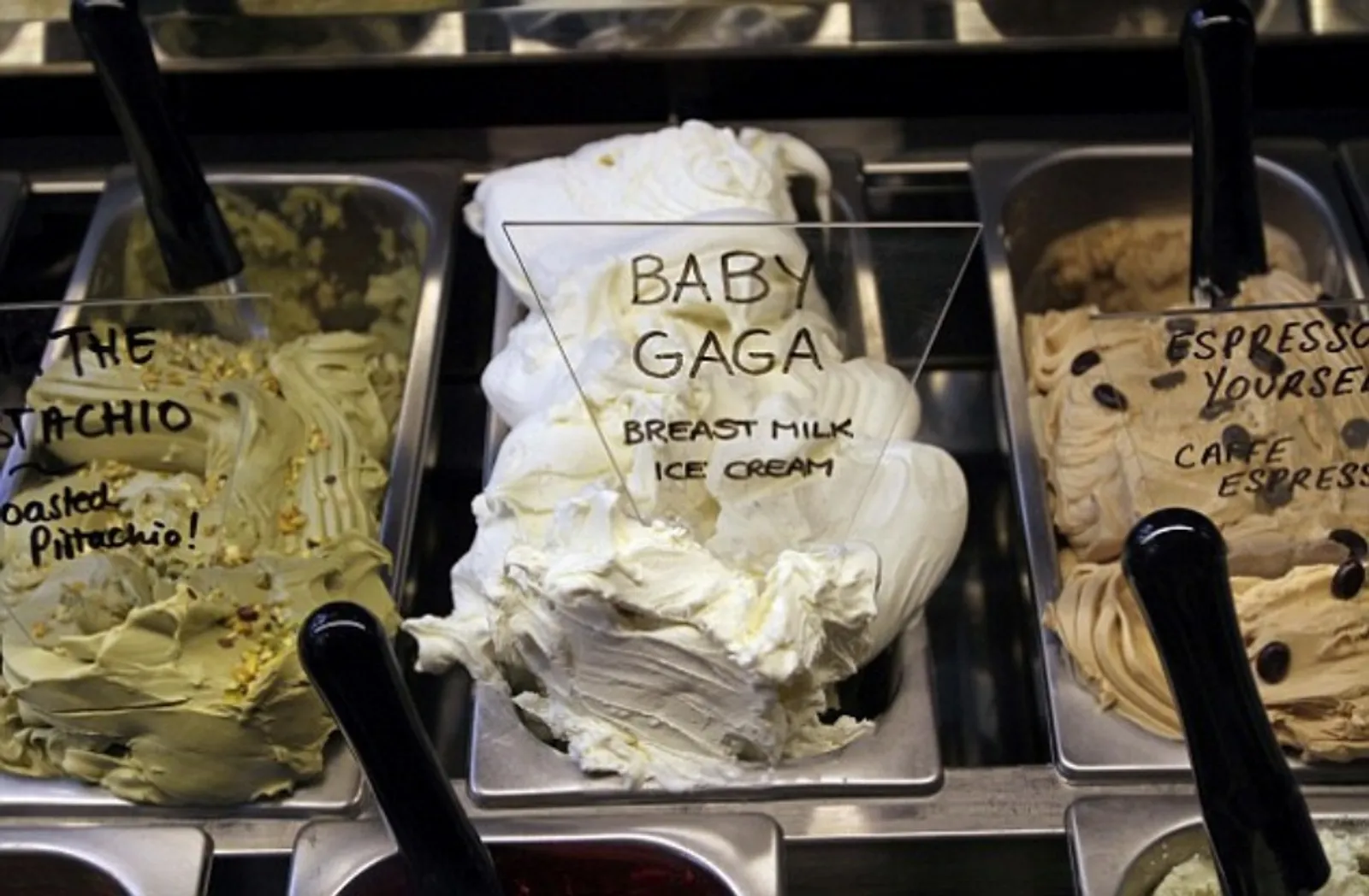 10 Varian Es Krim Paling Ekstrem di Seluruh Dunia, Yakin Mau Nyoba?
