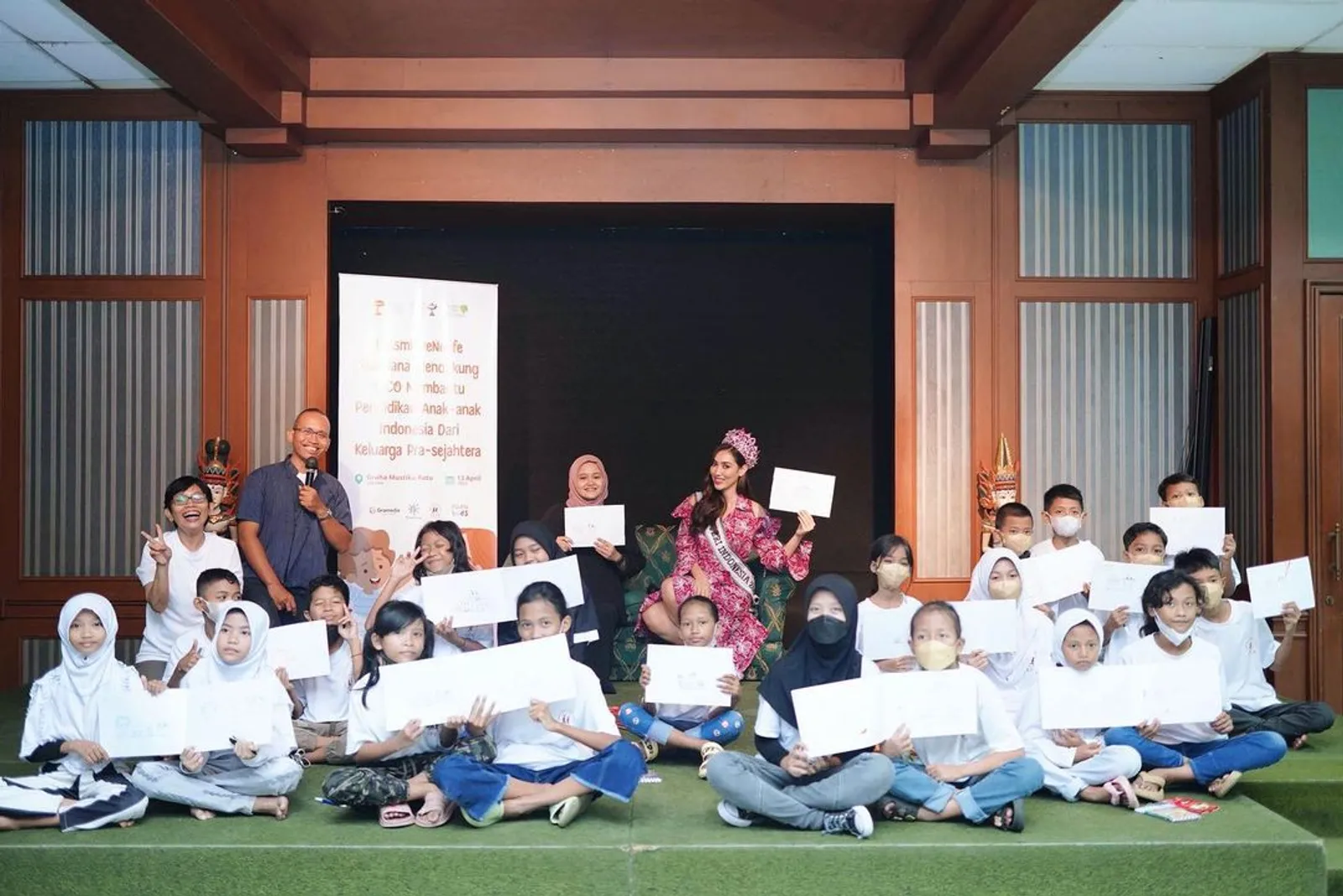 Laksmi DeNeefe Bekerja Sama dengan ISCO Untuk Bantu Anak Jalanan