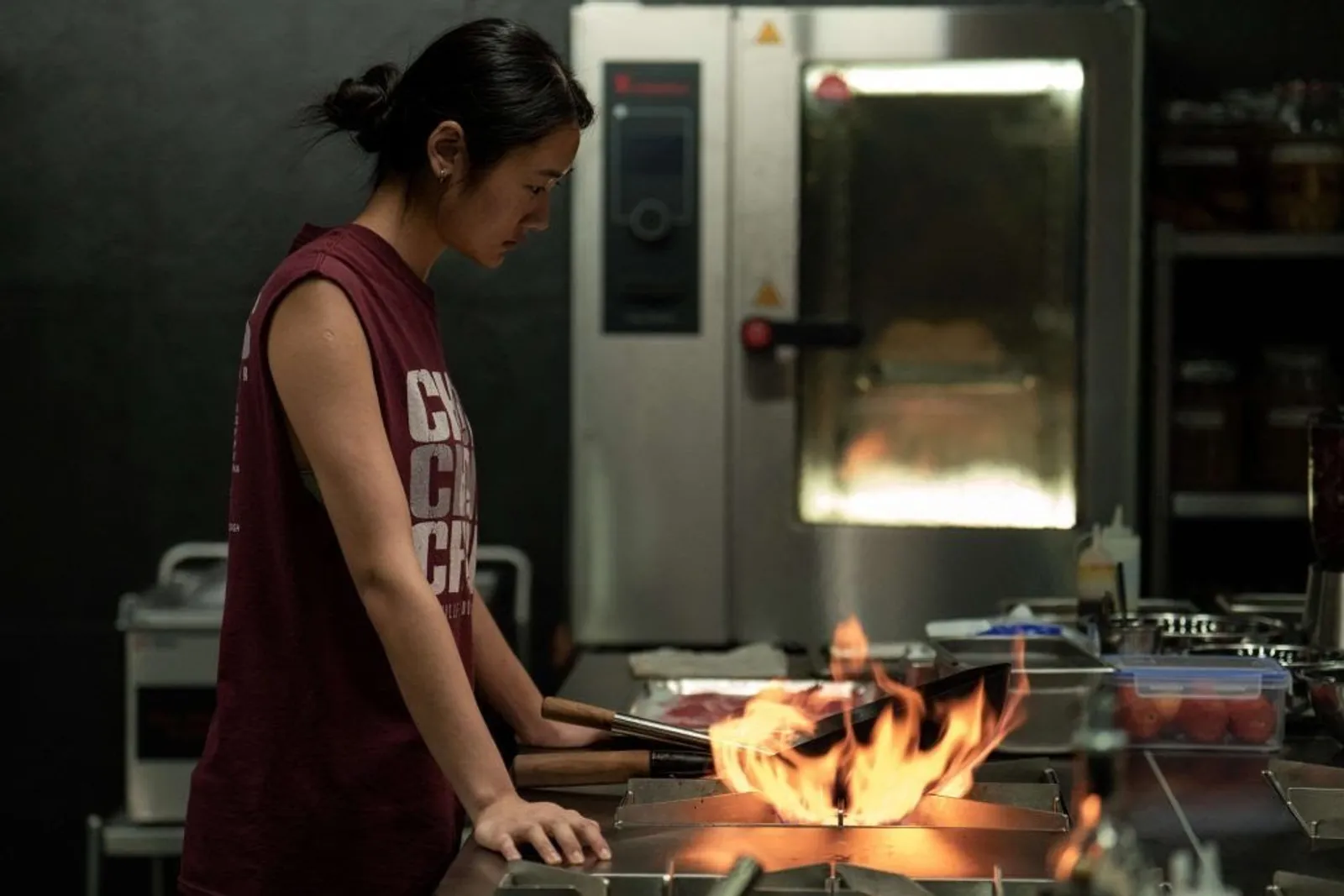 Review 'Hunger': Bara di Balik Cantiknya Hidangan