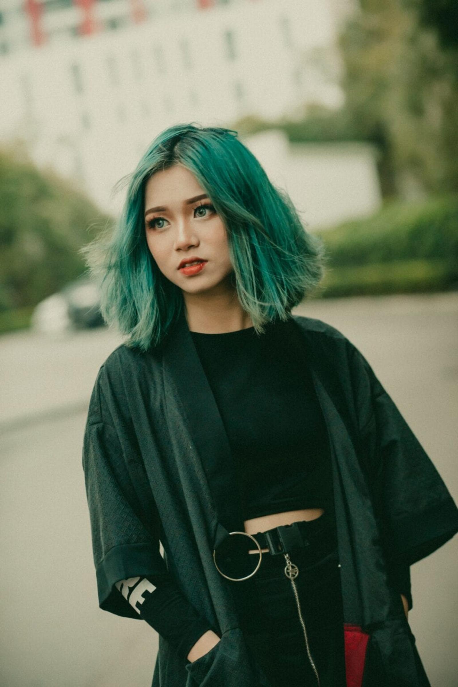 10 Warna Rambut Hijau Muda yang Bagus dan Fresh, Apa Saja?