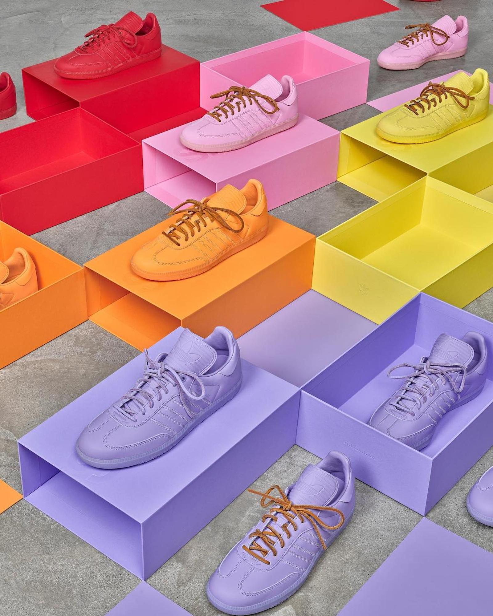Sepatu adidas 2024 human race