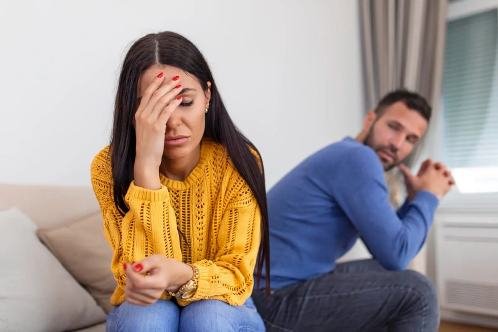 6 Cara Jitu Menghadapi Suami Pelit dan Perhitungan