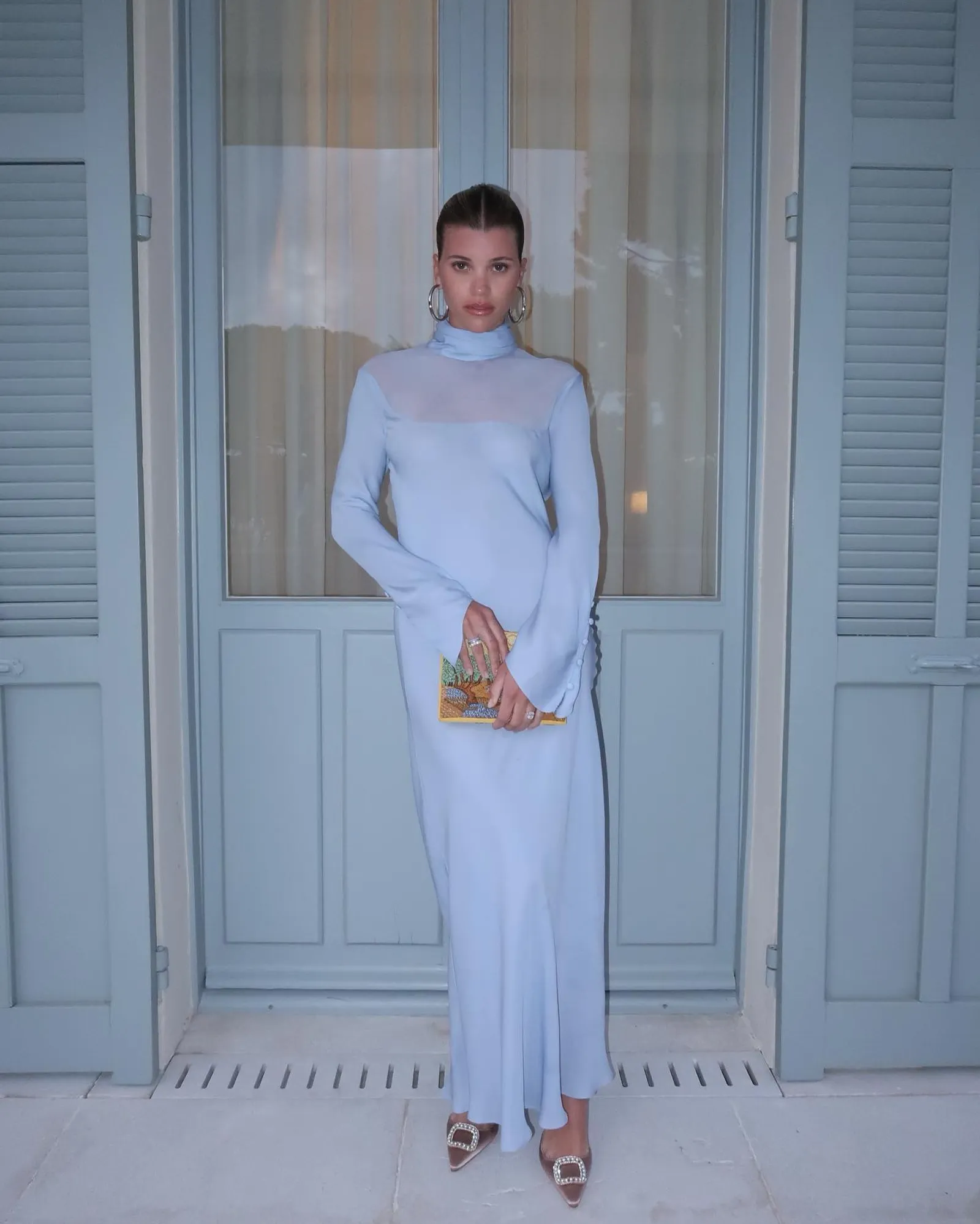 Tips Padu-padan 'Quiet Luxury' a La Sofia Richie