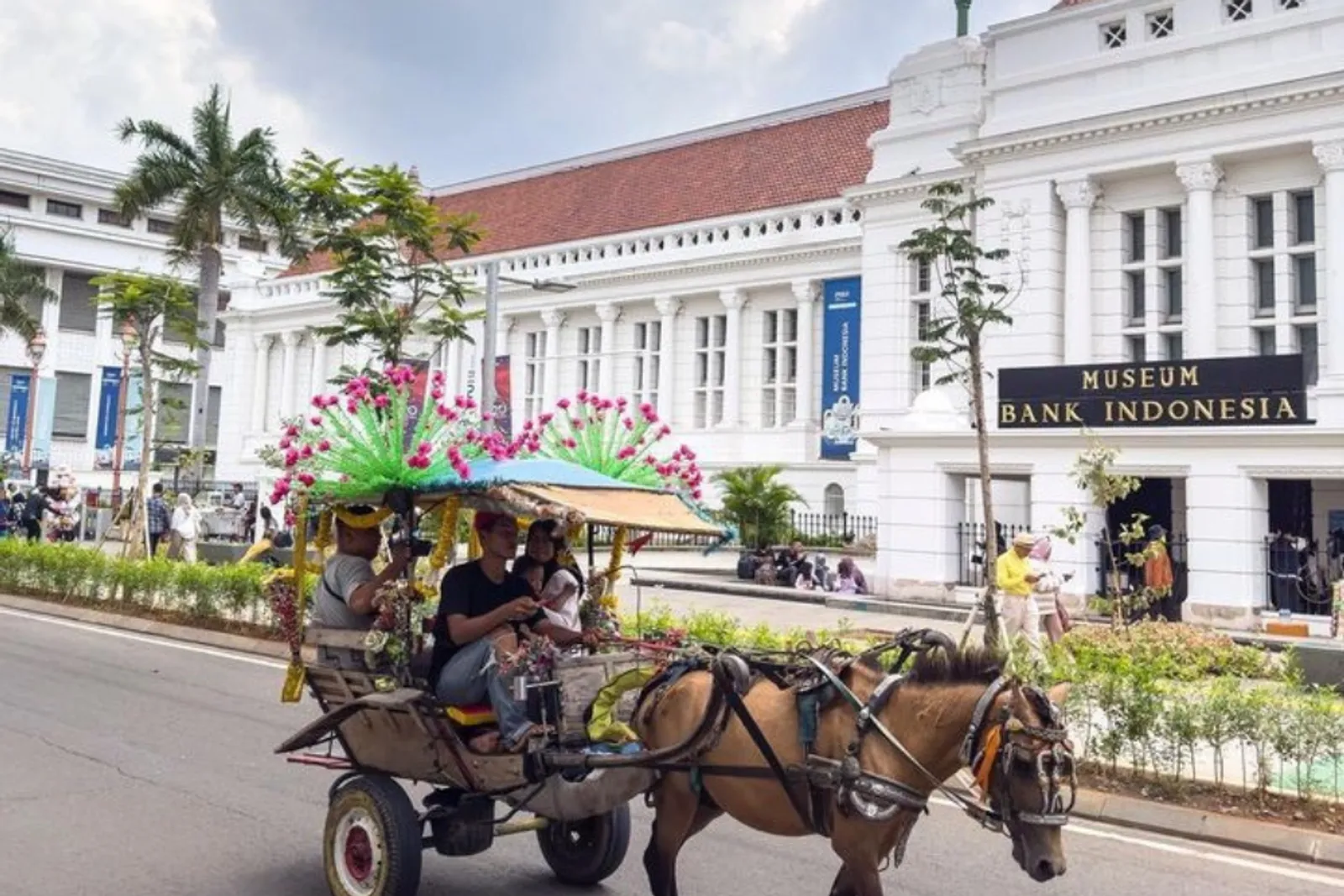Kota Tua Jakarta: Lokasi, Harga Tiket, dan Spot Foto Ikonik