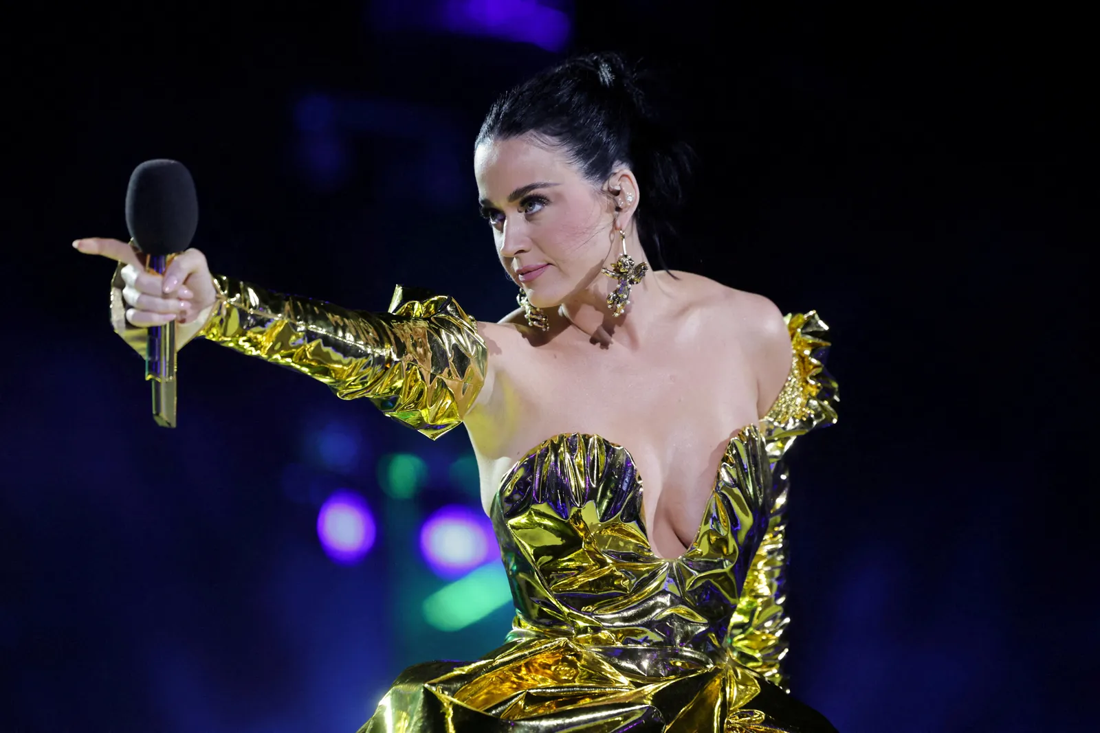 Penampilan Katy Perry di Upacara dan Konser Penobatan Raja Charles III