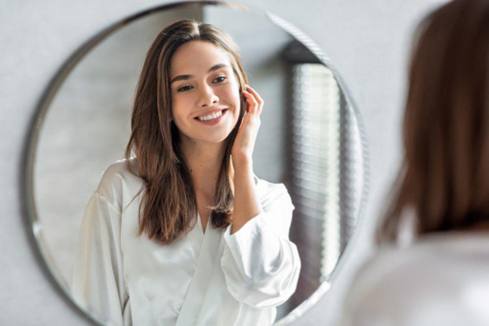 Self Talk Adalah Berbicara dengan Diri Sendiri, Ini Dampaknya!