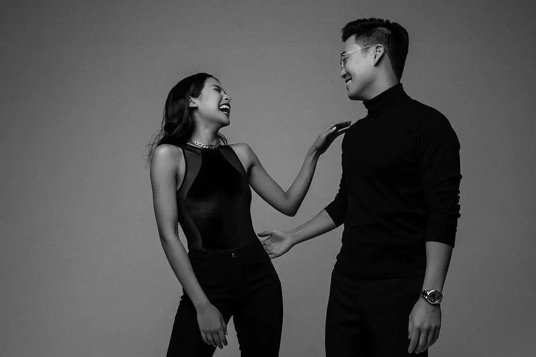 Inspirasi Baju Couple untuk Foto Pre-Wedding