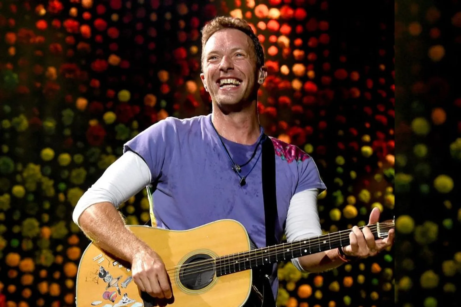 7 Lagu Coldplay yang Ditulis Chris Martin Berdasarkan Kisah Cintanya