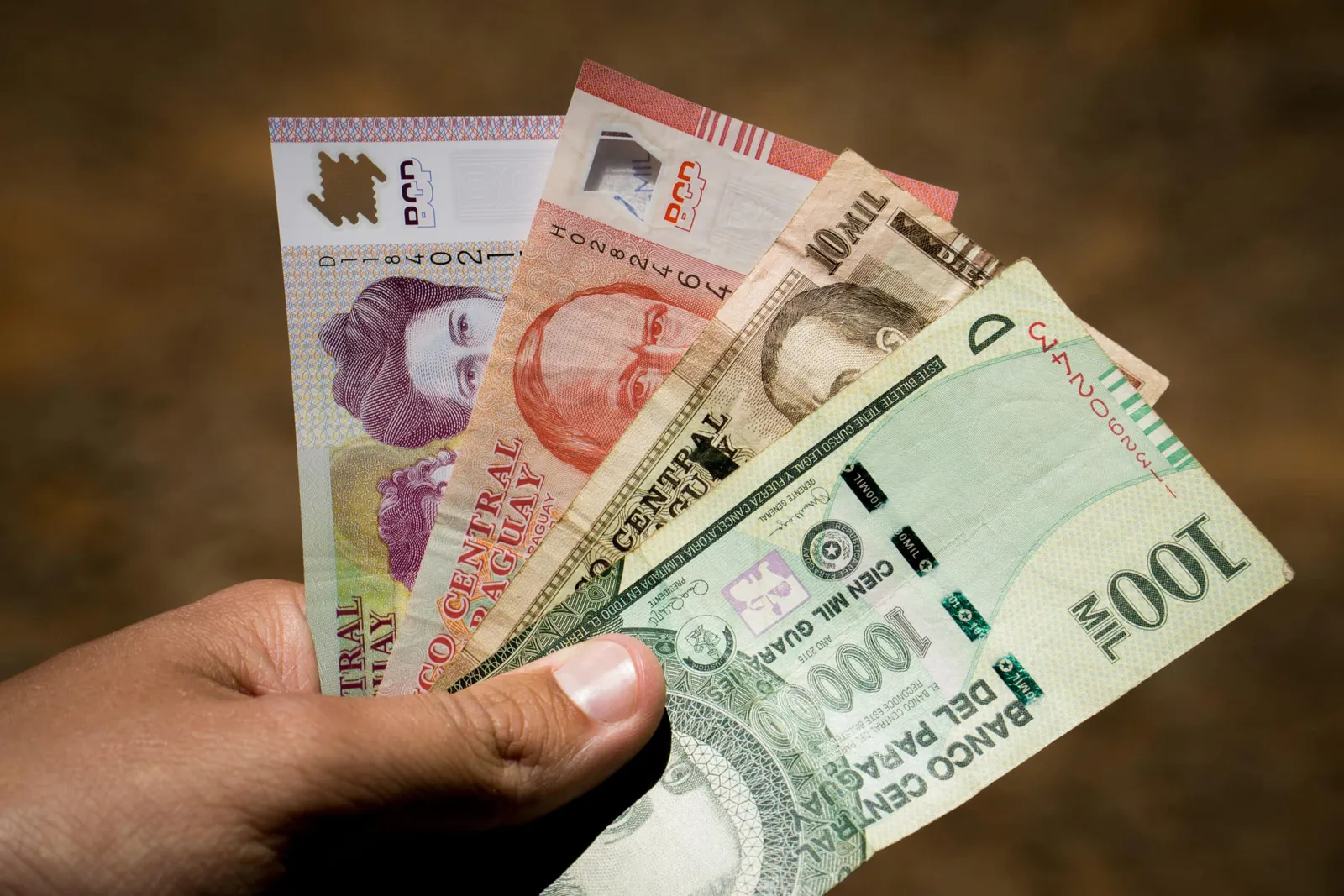10 Mata Uang Terendah di Dunia, Indonesia Nomor Urut Berapa?