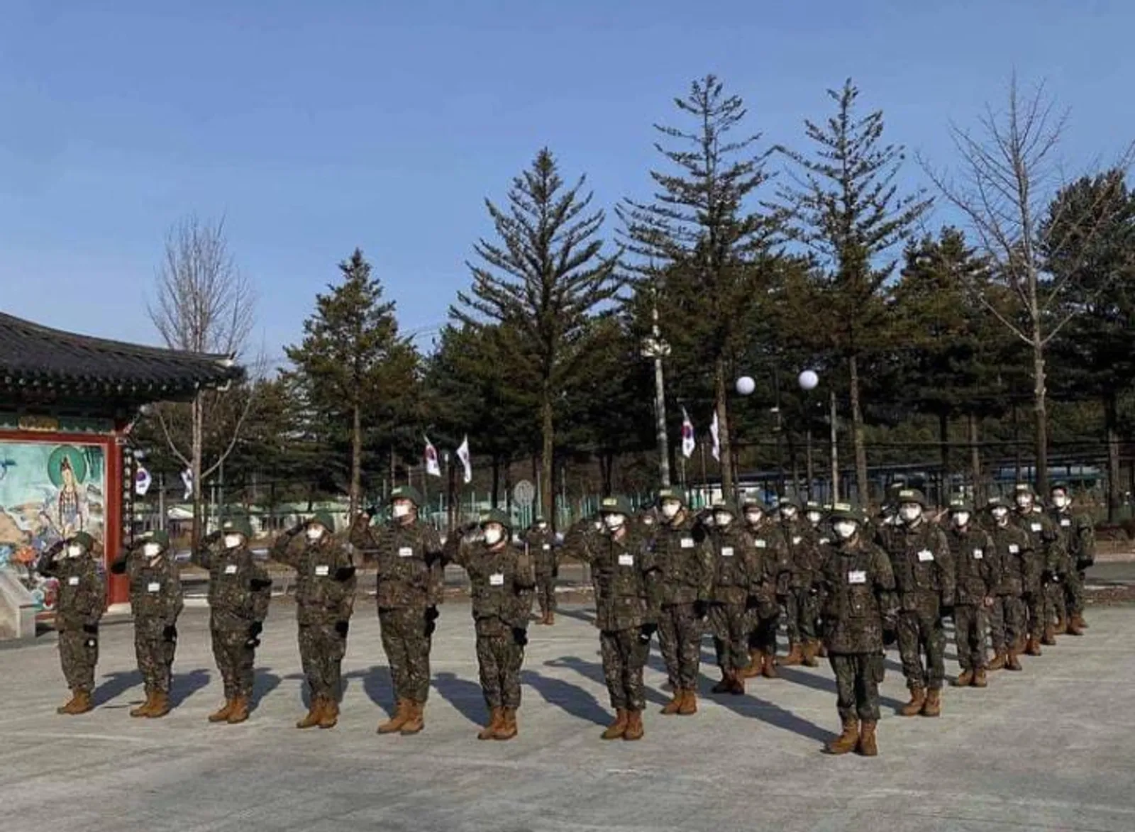 Aksi Perawat Militer Nekat Masuk ke Divisi Pelatihan Jin BTS